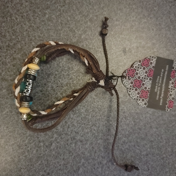 Paparazzi Unisex Cord Bracelet - Picture 2 of 2